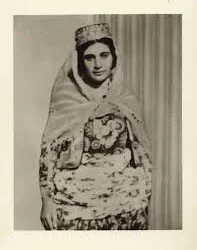 Ji Navdêrên jinên Kurd; Mîna Qazî Xanim