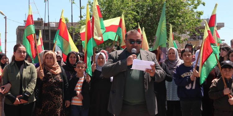 TEV-DEM’ê li bajarê Dêrikê bi boneya 1’ê Gulanê daxuyaniyek da
