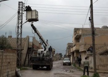 ‘Ji bo belavkirina elektirîkê li Qamişlo xebatên sererastkirinê berdewam dikin’