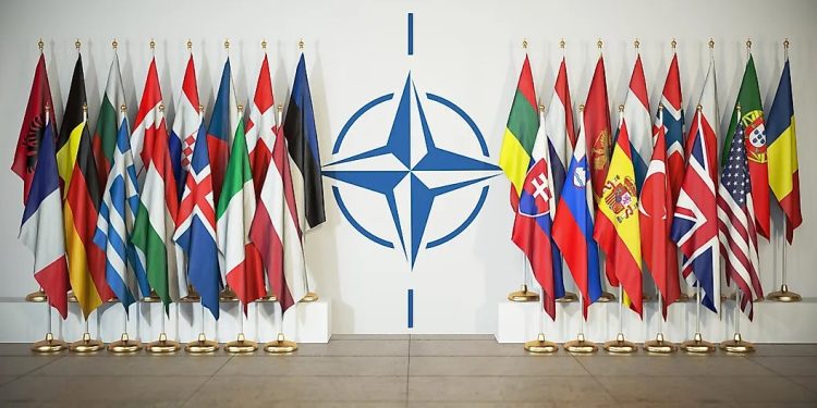 NATO ji damezrandinê heya gefên hilweşîna wê…