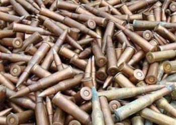 Berdana guleyên bêserûber bûye sedema karîstên mirovî