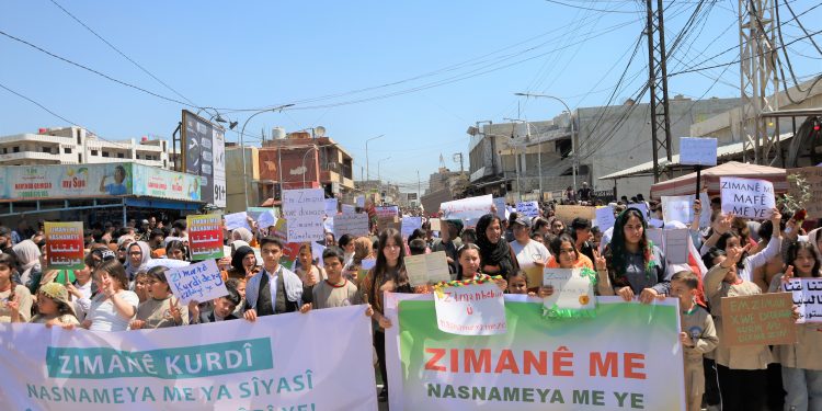 Hikumeta demkî dixwaze rêbaza sedsalê li ser zimanê Kurdî bide meşandin