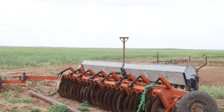 Tevî zehmetî û pirsgirêkên çandiniyê cotkar projeyên xwe berdewam dikin