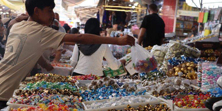 Bilindbûna bihayên pêdiviyên cejnê livûtevgera bazarên Qamişlo kêm dike