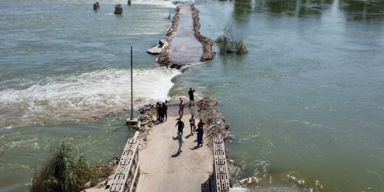 Bilindbûna ava Çemê Firatê gefa lehiyan li Reqa û Dêrazorê çêdike
