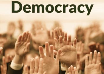 ‘Pêşxistina siyaseta navendî li hemberî demokrasiyê kûrkirina pirsgirêkan e’