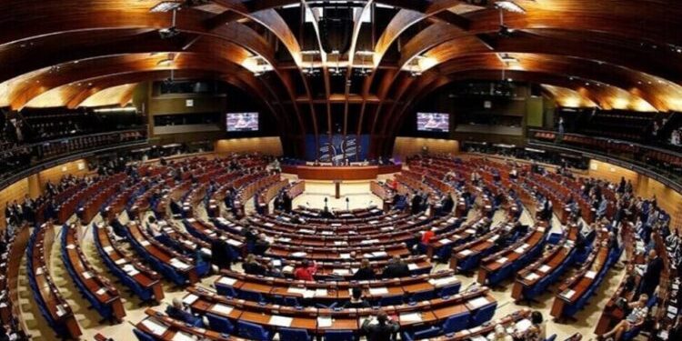 Ji bo ‘Mafê hêviyê’ danezanek pêşkêşî Komîteya Wezîran ya Ewropayê hat kirin