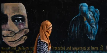 Li Efganistanê rewşa jin û mirovî di bin qeydên nû de, xirabtir dibin
