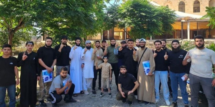 Li Sûriyê; Rêxistinkirina xwendekaran li ser îdeolojiya cîhadîst