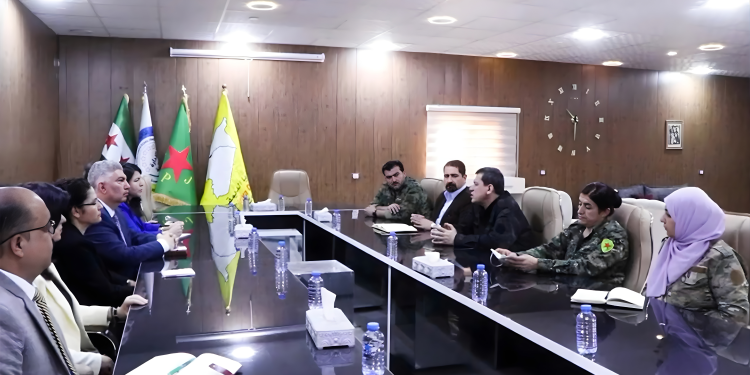 ‘Pêdiviya qonaxa nû ya Sûriyê destûrekî demokratîk û pergaleke nenavendî ye’