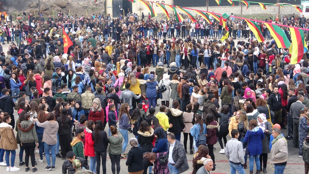 الشمال السوري يحتفل بميلاد حركة التحرر الكردستانية