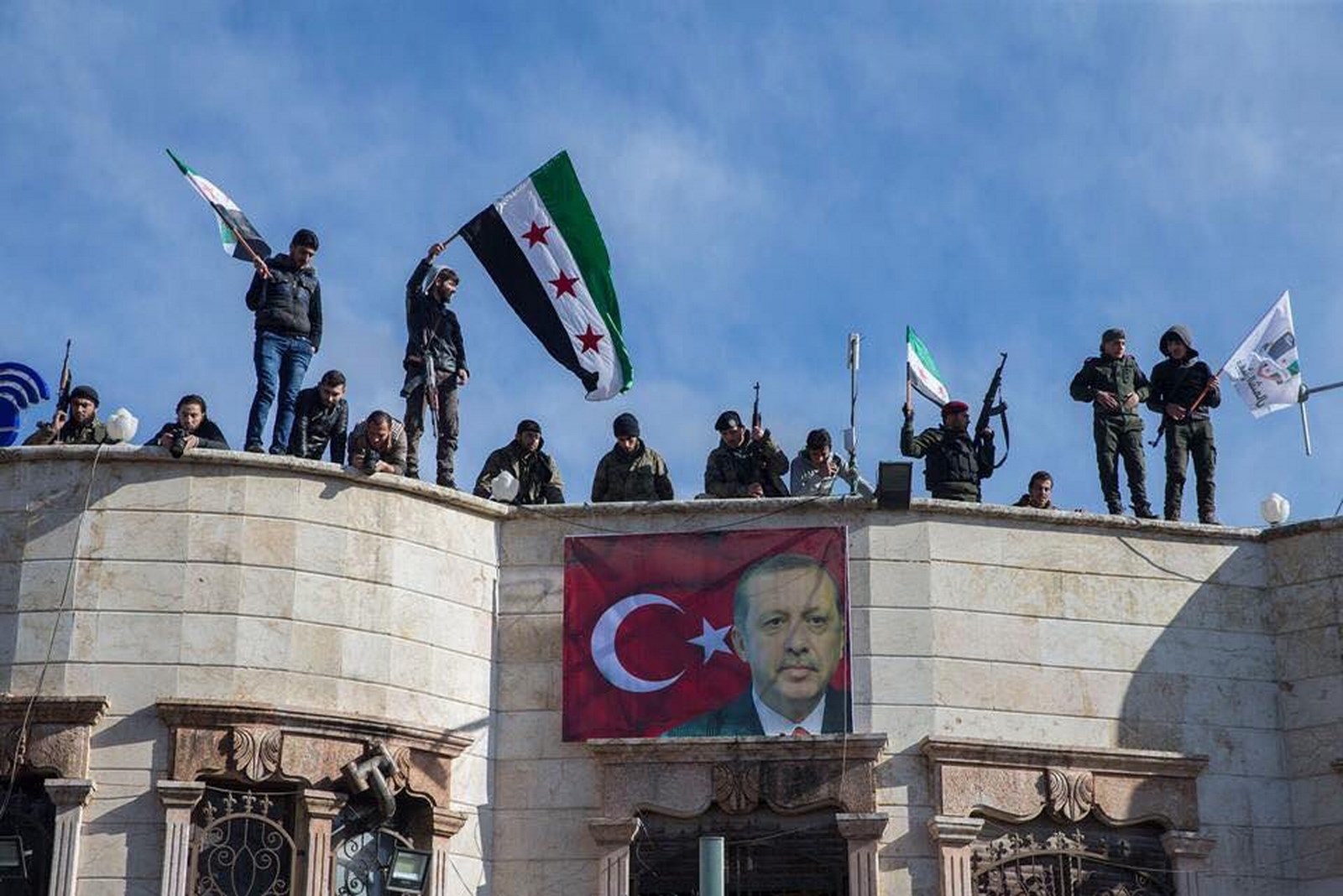 أردوغان يقود الإِرهاب العالمي تحتَ غطاء الشرعية الدولية