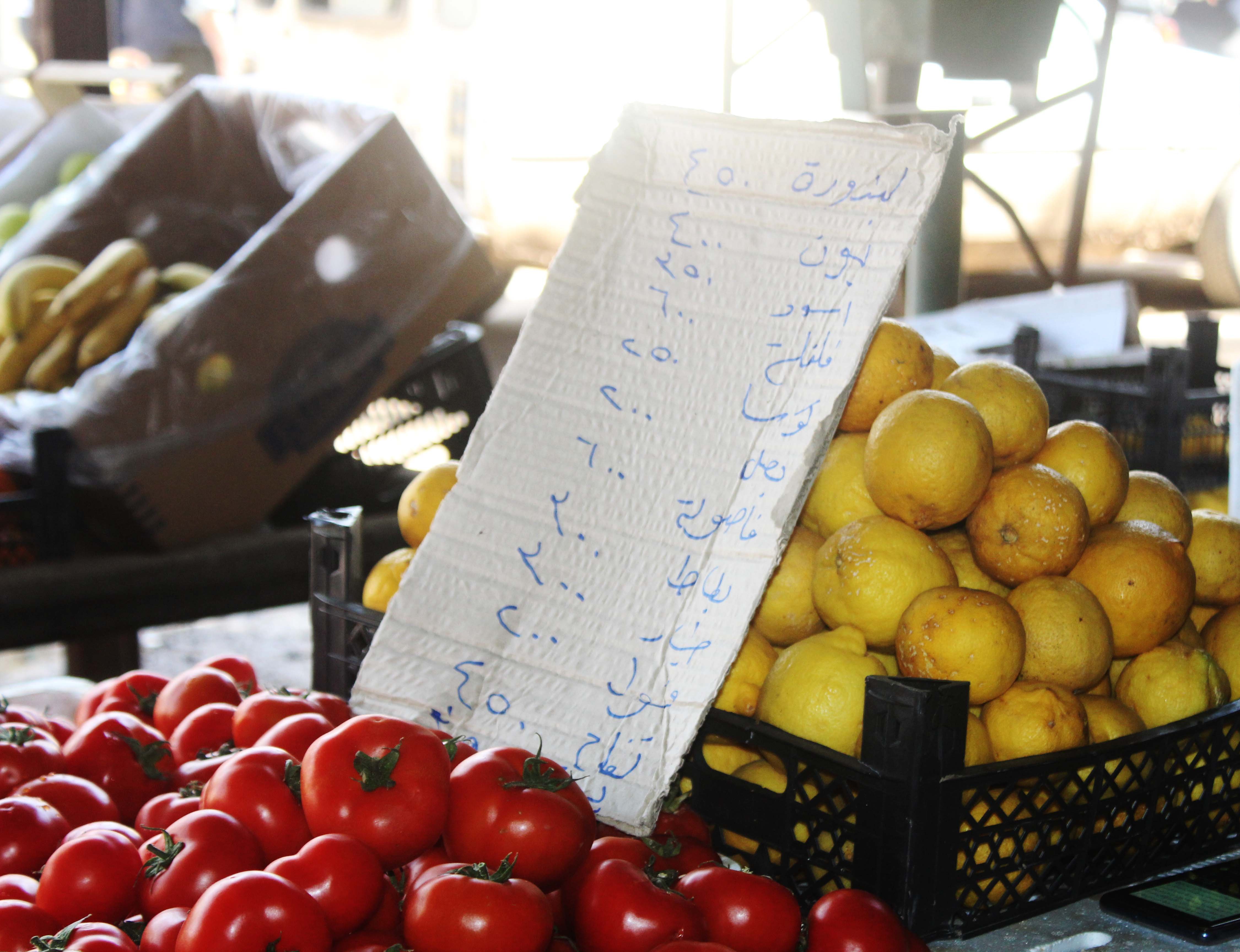 لجنة حماية المستهلك وضابطة الصحة تكثّف دورياتهما ضمن سوق الدرباسية
