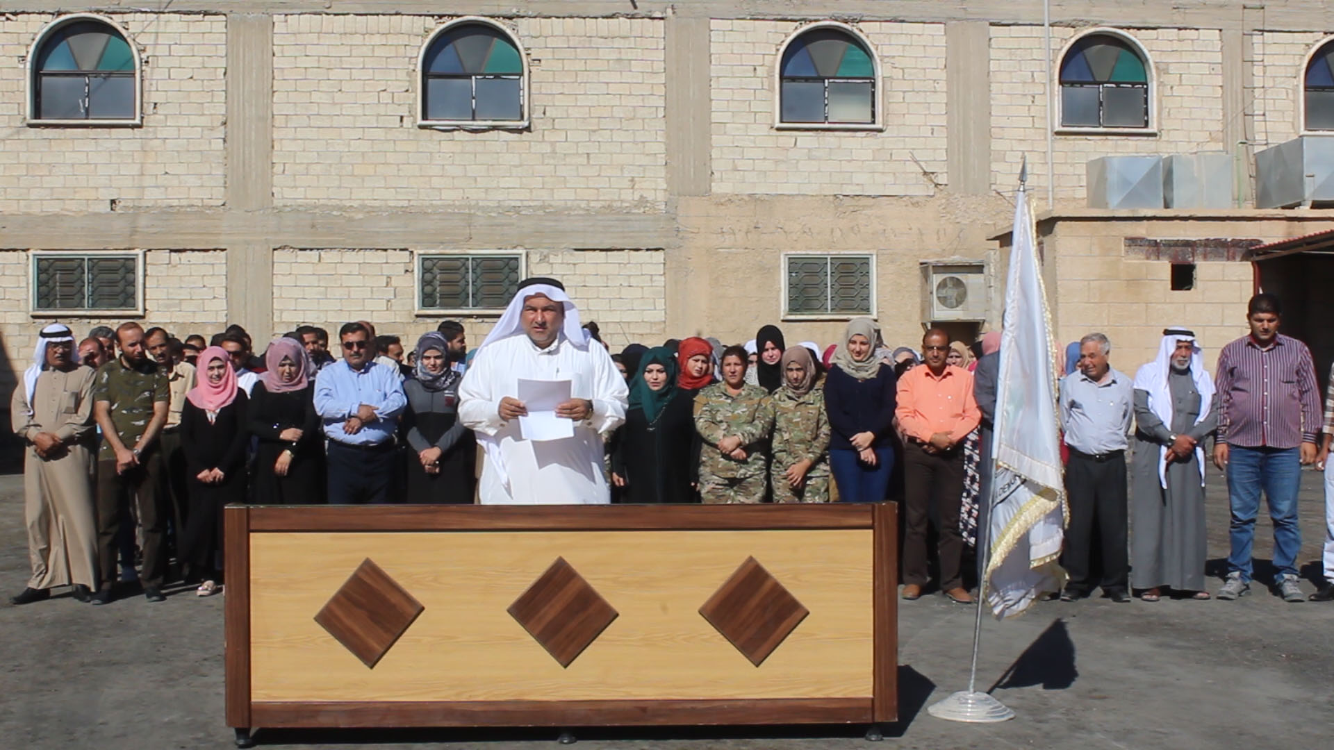 الإدارة المدنية في الطبقة تساند حملة المرأة ضد العنف