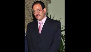العالم تحكمهُ عِصابة