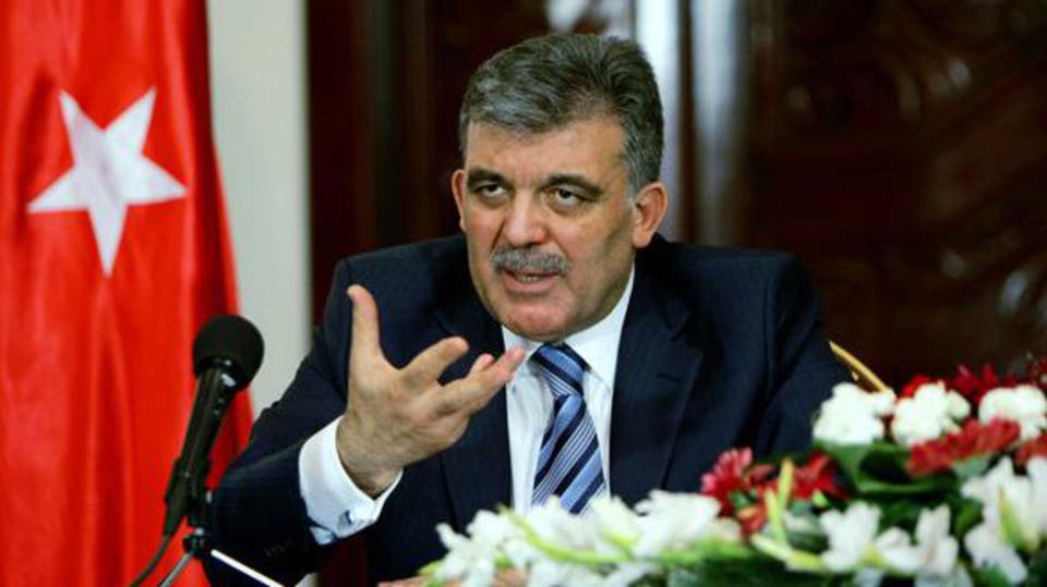 عبد الله غول: “العدالة والتنمية ابتعد عن نهجه بسبب سياسات أردوغان”