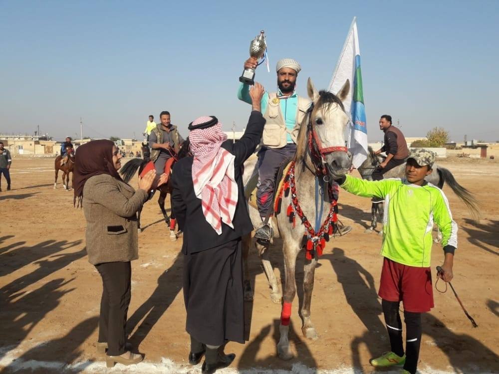 سباق للخيول الأصيلة في الرقة