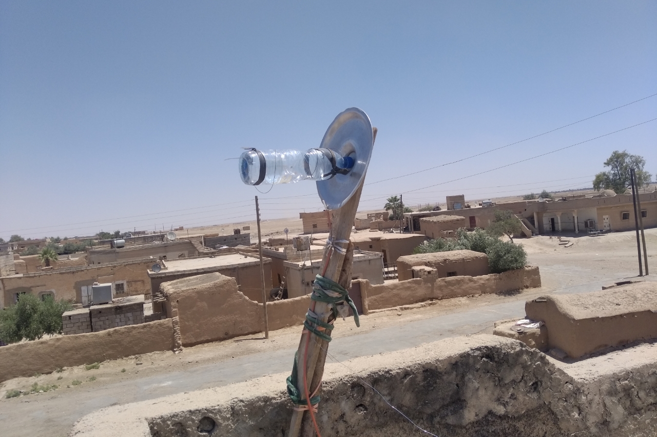 شاب من ريف الشدادي يبتكر جهازاً لاستقبال شبكة الاتصالات