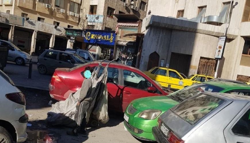 سوقُ عملٍ سوداءَ في دمشقَ ضحاياها أطفالُ الفقراءِ ويديرُها أصحابُ النّفوذِ
