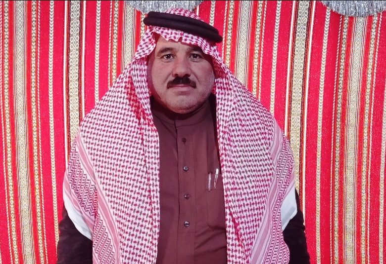 شيخ عشيرة المشارفة بالطبقة يحثّ المجتمع الدولي على إطلاق سراح القائد أوجلان؛ مؤكداً: إنه يمثل الفكر الديمقراطي الحر