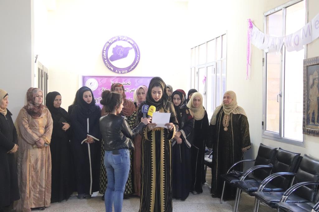 الملتقى الأول لنساء العشائر العربية يشدد على أهمية دور المرأة في المجتمع