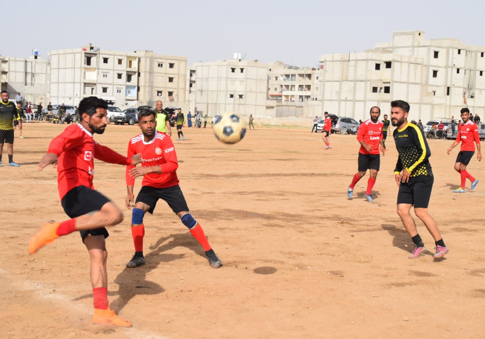 ما أشبه الأمسَ باليوم! الملاعب المعشبة، والصالات الرياضية أحلام يقظة، إلى متى؟
