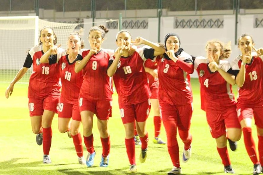 بفوزه على المنتخب الإماراتي المنتخب السوري يختتم معسكره في دبي