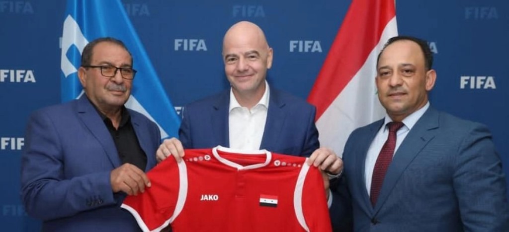 في دولة أرضها محتلة كيف سيرفع “الفيفا” الحظر عن ملاعبها؟
