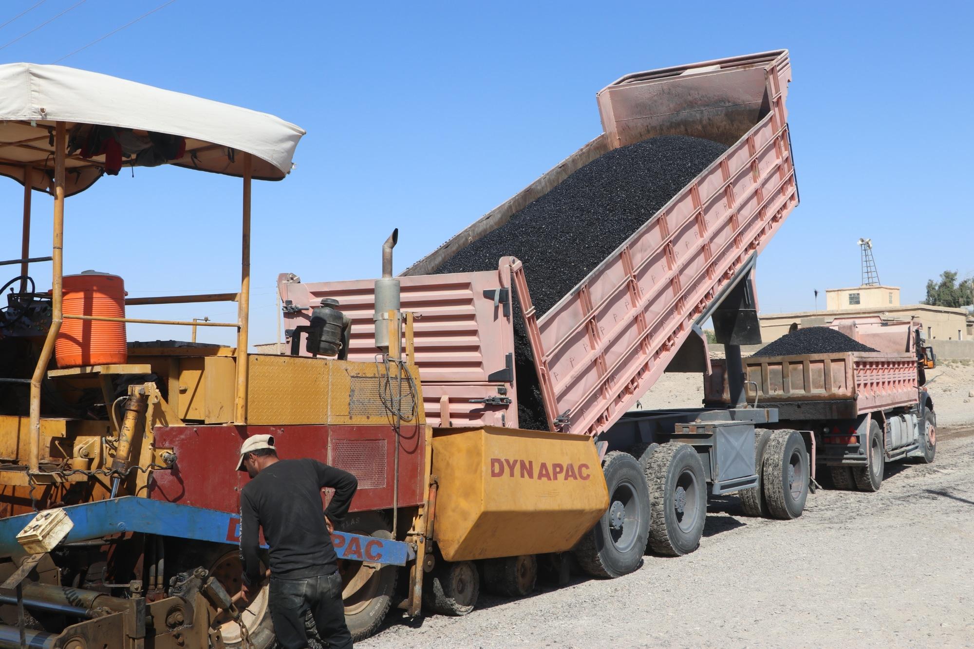 إنهاء 70% من مشاريع التزفيت بريف دير الزور