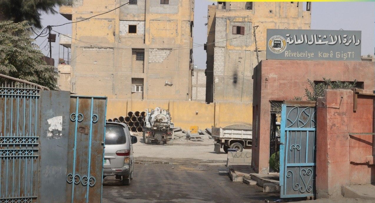 الإدارة المحلية والبيئة في الرقة تُنجز ٧٠ % من صيانة شبكات الصرف الصحي