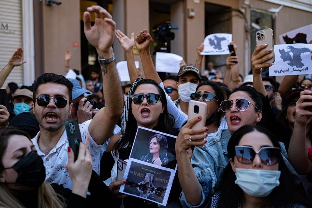 جينا أميني أيقونة ثورة المرأة الحرة