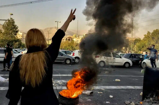 علناً دمشق تُسانِد طهران في انتهاك حقوق المرأة