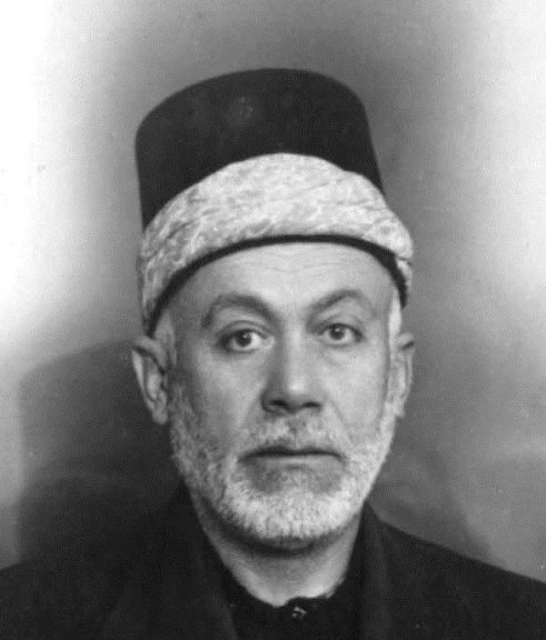 عمر البطش.. شيخ الكار وعميد الوشاحين