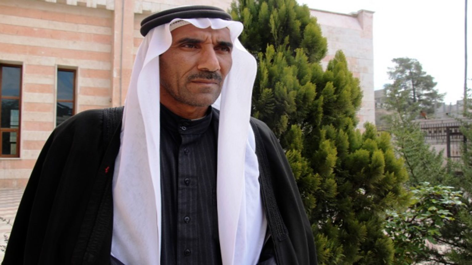 وجيه عشيرة بني سلطان يطالب المجتمع الدولي بمحاسبة مرتكبي مجزرة جندريسه