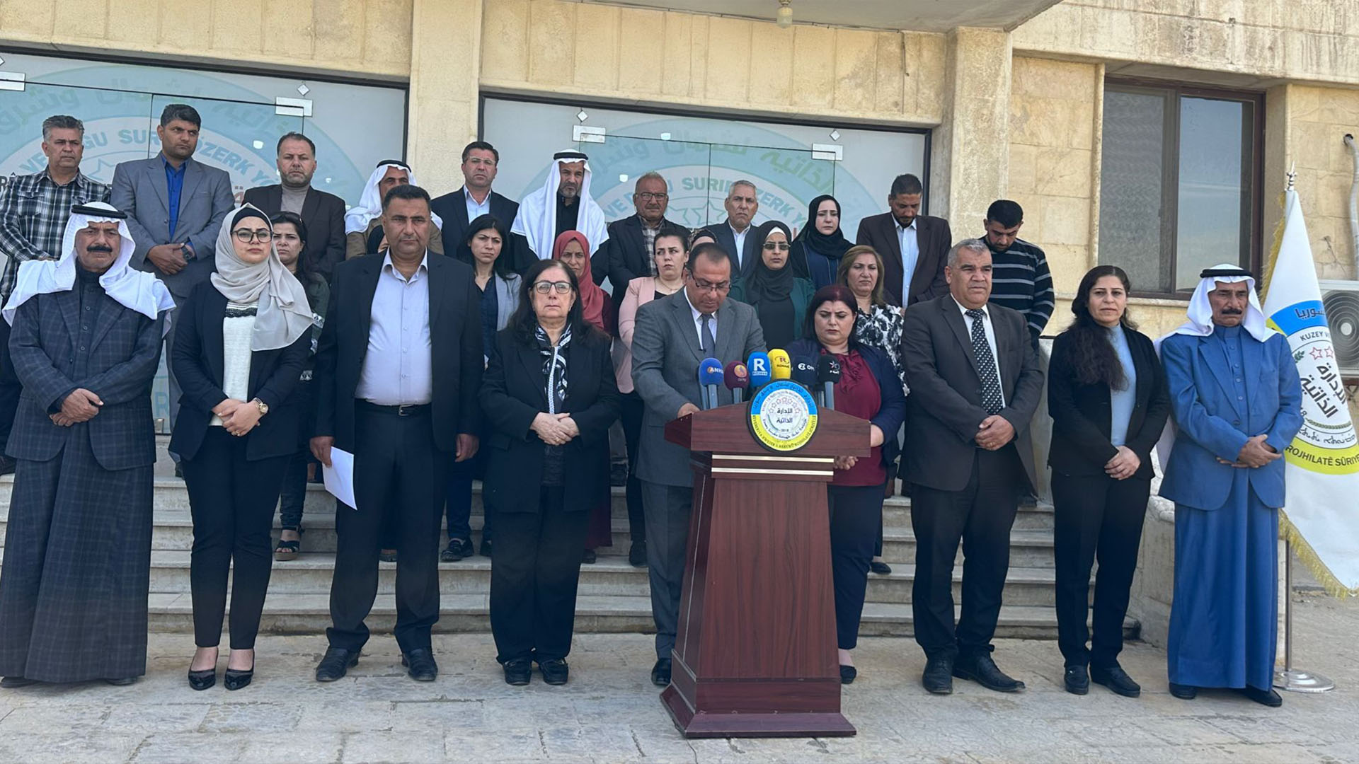 بسام الدخيل: مبادرة الإدارة الذاتية حلّ لإنهاء مآسي السوريين