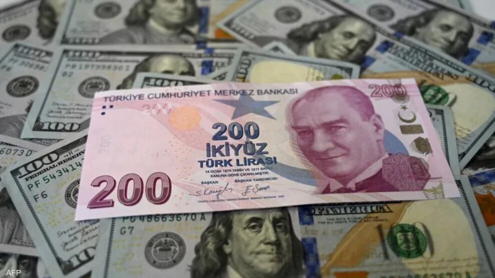 بعد فوز أردوغان الليرة التركيّة تهبط لمستويات غير مسبوقة