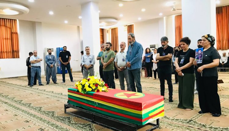 أهالي السليمانية يودعون الشهيد حسين أرسان