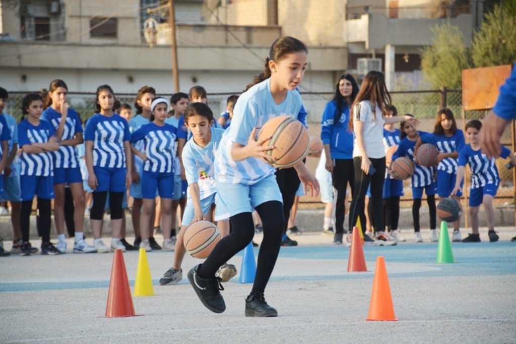 نادي الأسايش يُعلِن عن افتتاح مدرسة للعبة كرة السلة