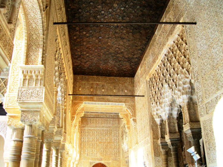 لوحات العمارة الأندلسية… تأويل اختزالي للأثر العربي الإسلامي