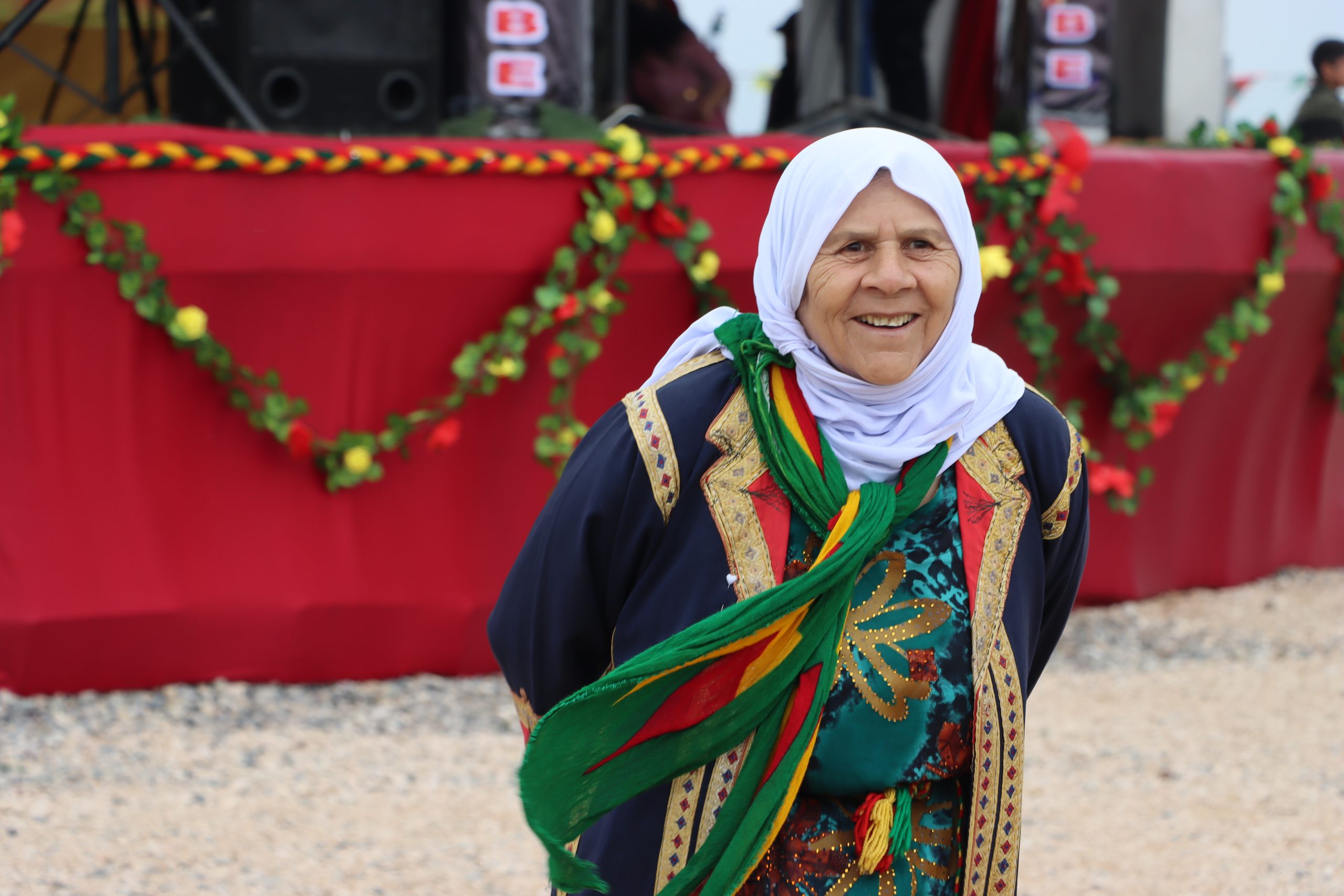 عدسة العدد 1802من صحيفة روناهي