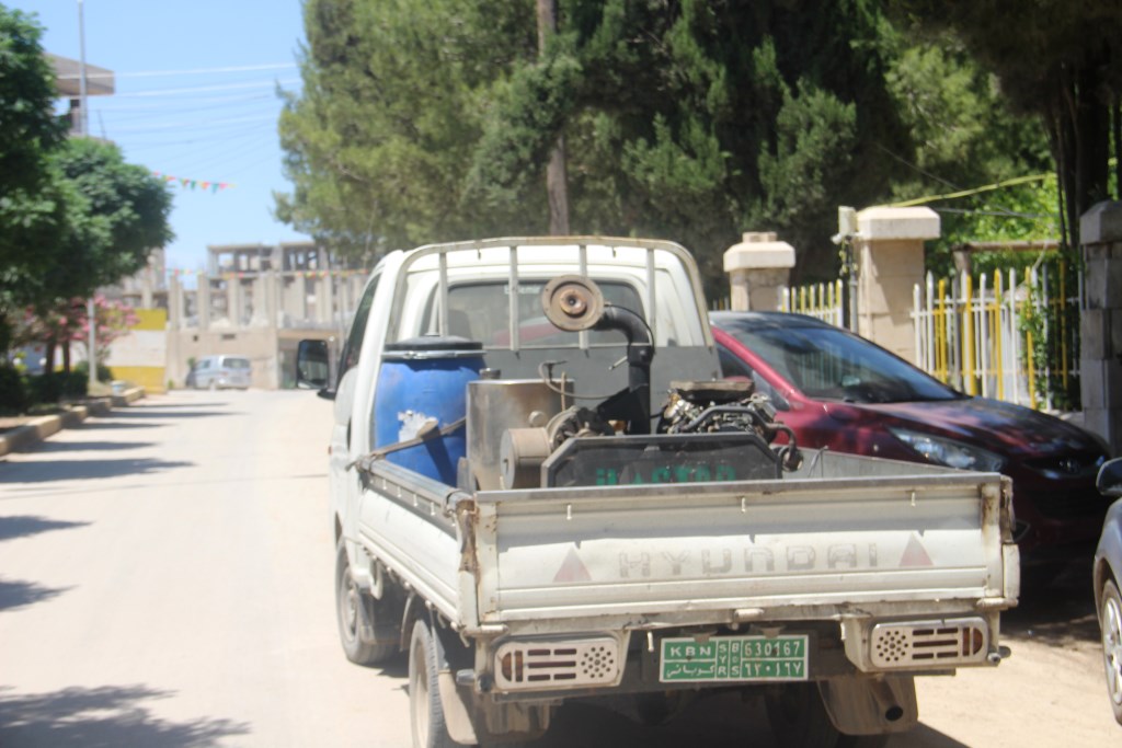 دور لجنة البيئة في بلدية كوباني لمكافحة الحشرات والقضاء عليها