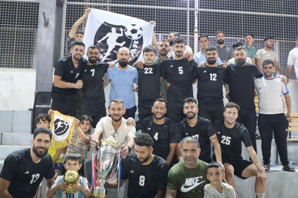 “ريمونتادا آفدار” عنوان نهاية بطولة آزادي الكروية