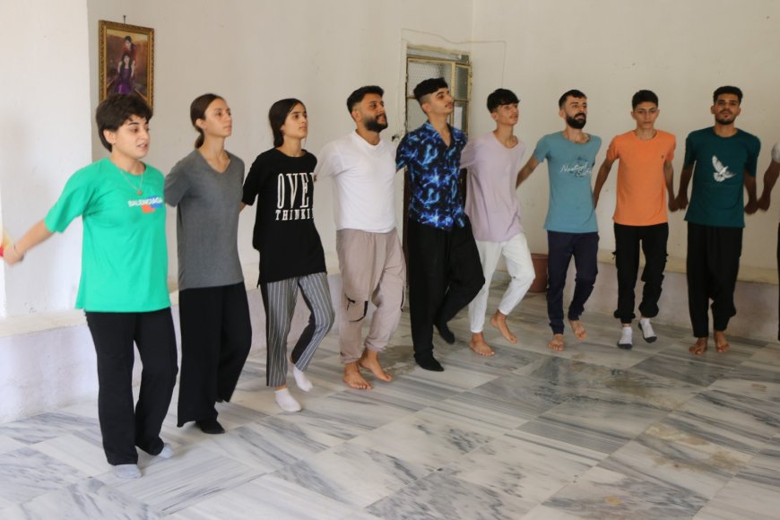 رداً على محاولات طمس ثقافة الكرد في باكور كردستان.. إحياء رقصات الفلكلور الكردي