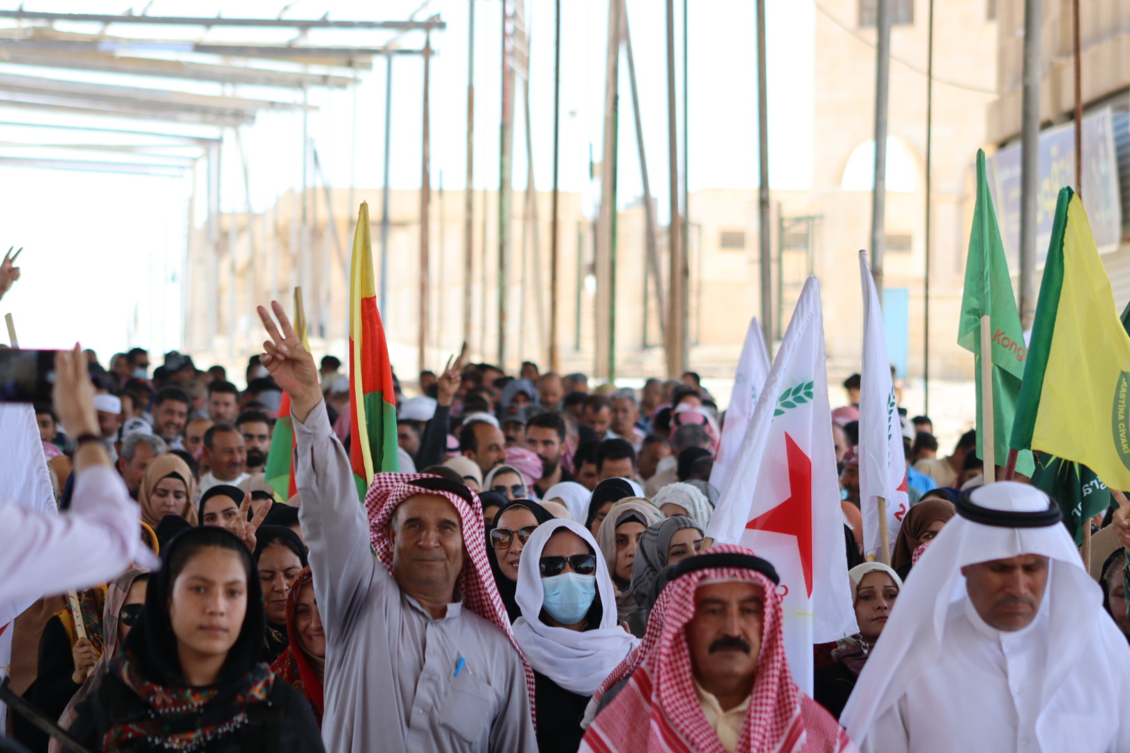 مواطنو كري سبي وعين عيسى: يد واحدة لمقارعة مخططات التآمر ووأد الفتنة