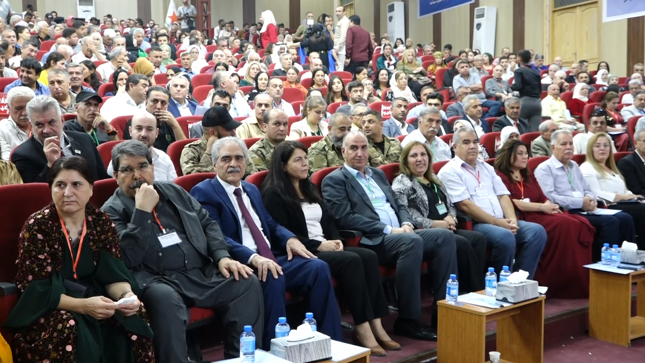 مشاركون في المؤتمر العاشر لـ PYD: لا حل سياسي دون تحرير الأراضي المحتلة