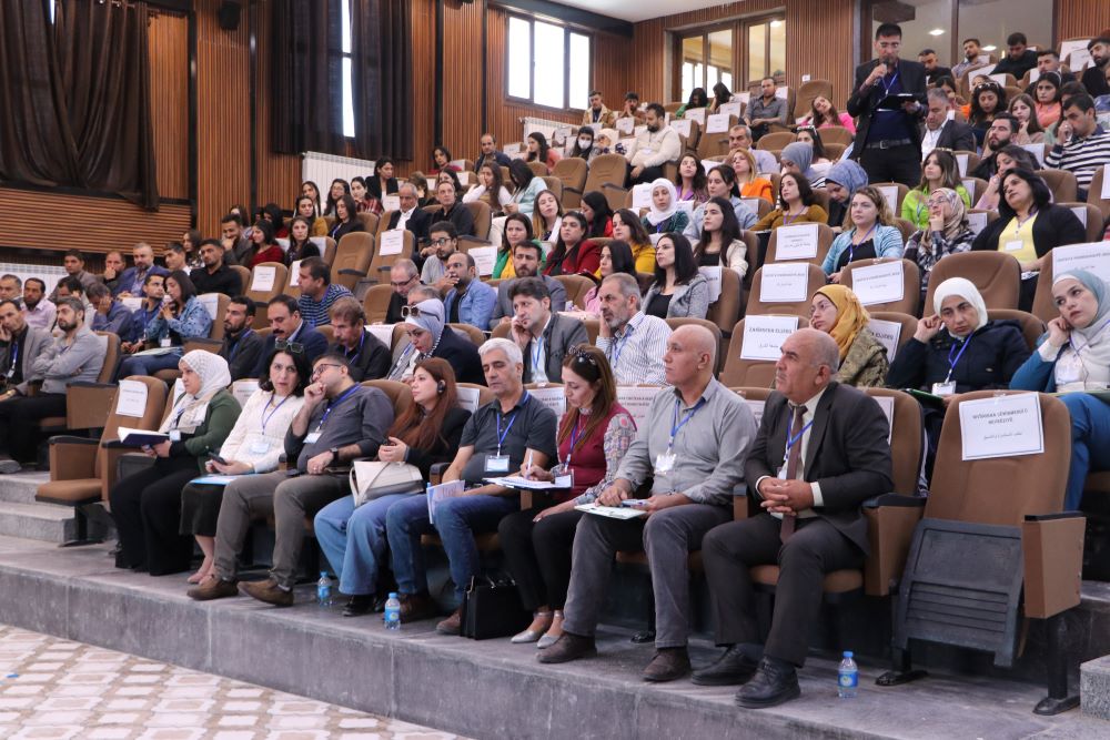 المؤتمر التربوي الدولي لجامعة كوباني… خطوة أولى لتطوير واقع التربية والتعليم في المنطقة