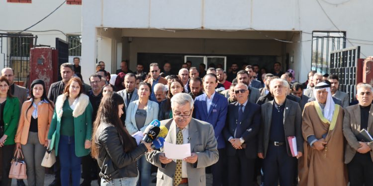 محامون: على الحقوقيين أن يكونوا على قدر تحمل المسؤولية في النضال من أجل المطالبة بحرية القائد عبد الله أوجلان