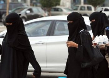 أكثر من 480 ألف امرأة سعودية التحقت بسوق العمل خلال أربع سنوات
