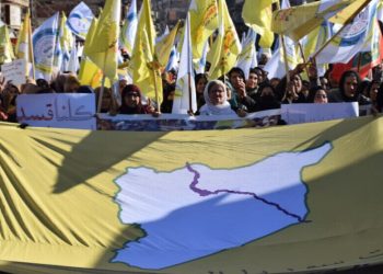 أهالي الرقة: التكاتف بين السوريين سبيل درء الفتنة