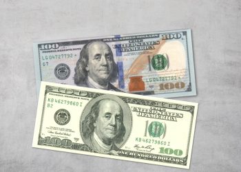 في ظل تقلّب سعر صرف الدولار الأمريكي.. اتحاد الصرافة في قامشلو ينظم السوق ويضبط العمل